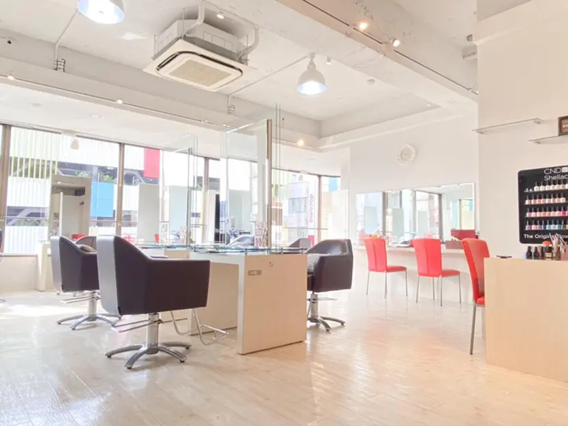 favorite b Charmeの掲載