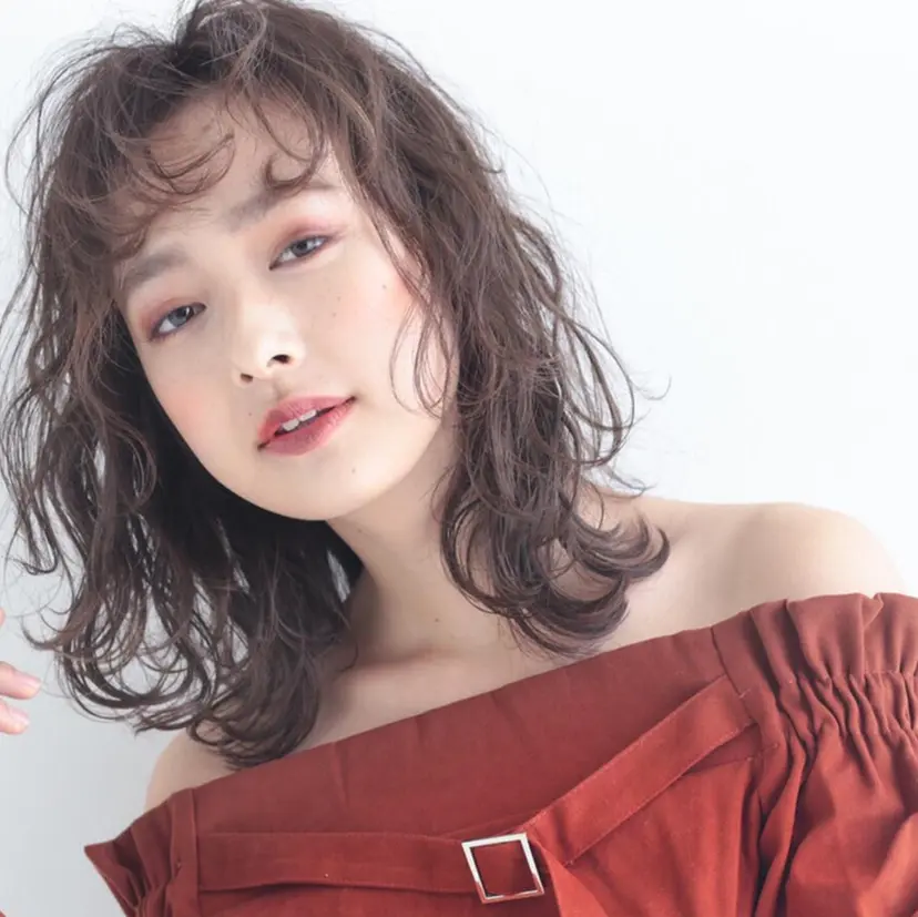 高秀 百希の掲載