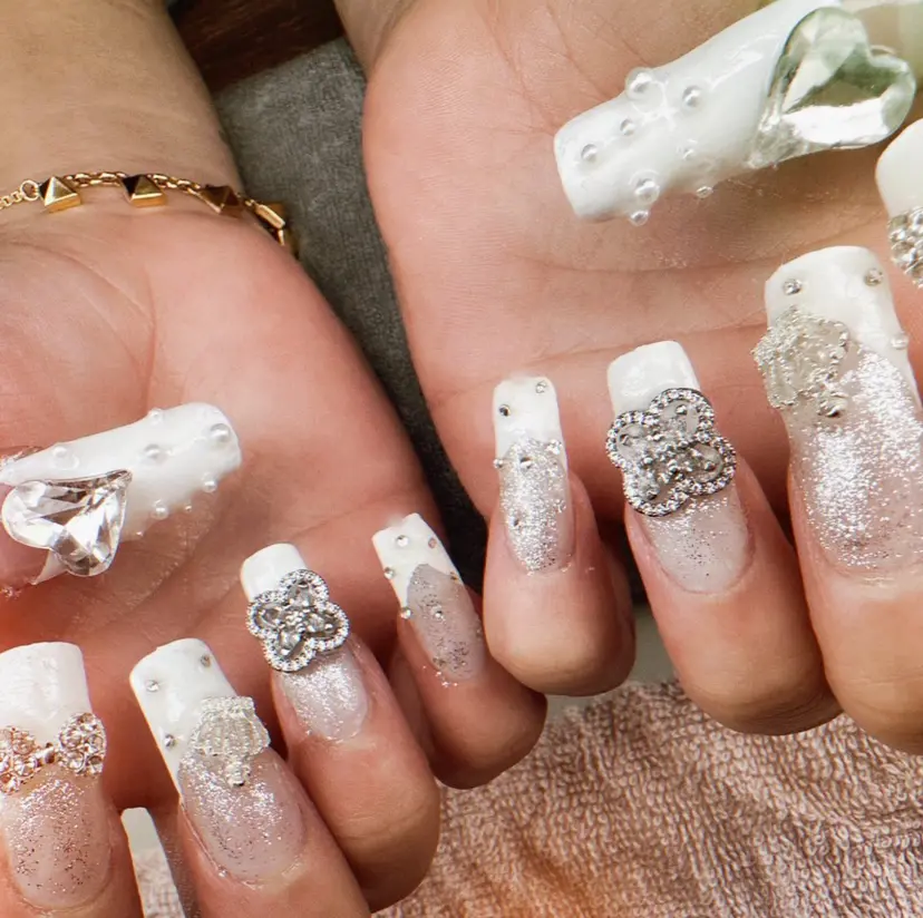 YOKOSUKA⚓️ NAILSの掲載