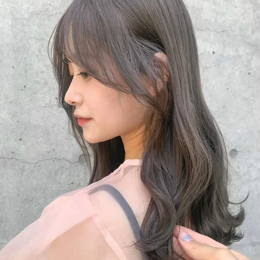 銀座/前髪顔まわり/ 透明感カラー/danの掲載