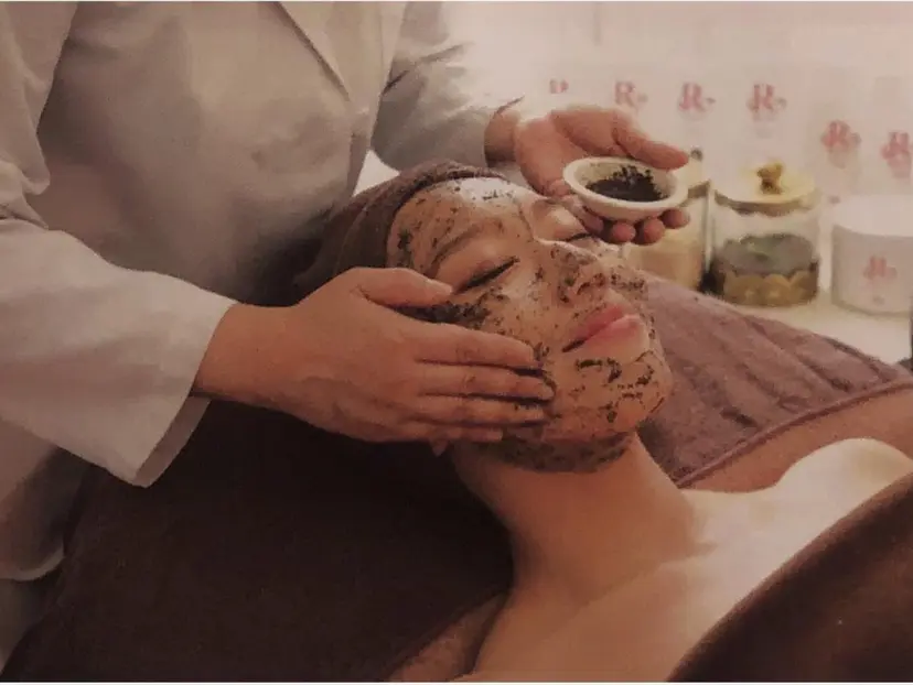 美容医療提携 サロンドシェリーの掲載