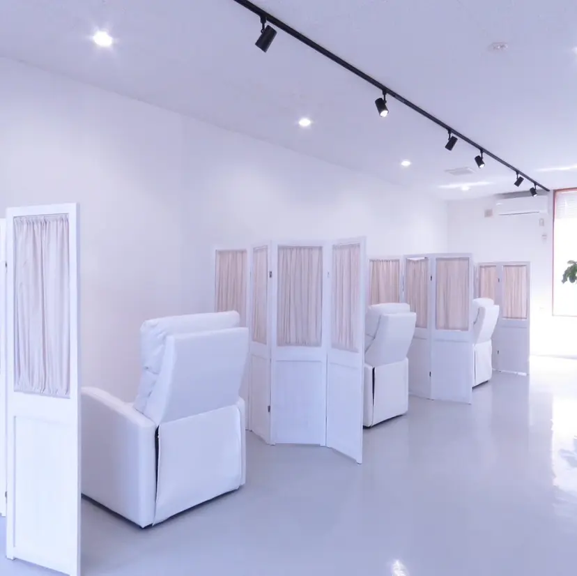 WHITE EYE 長岡店Chihiroの掲載