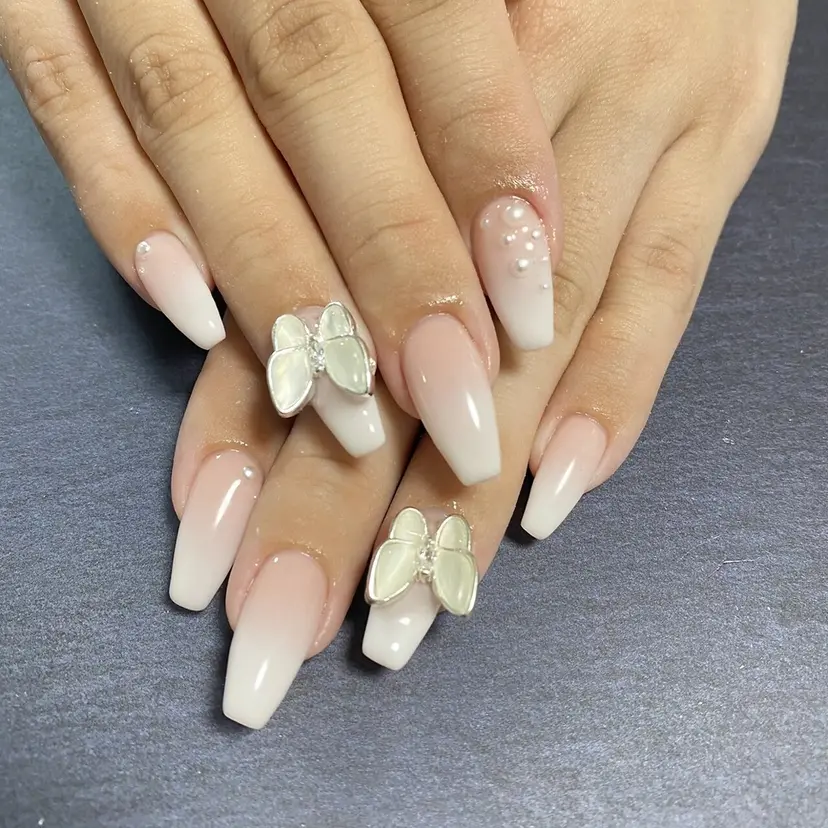 Nail salon Robereiaの掲載