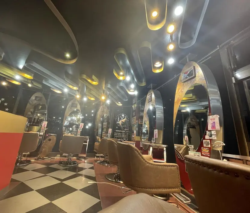 👑派手髪/カット 👑ANRYの掲載