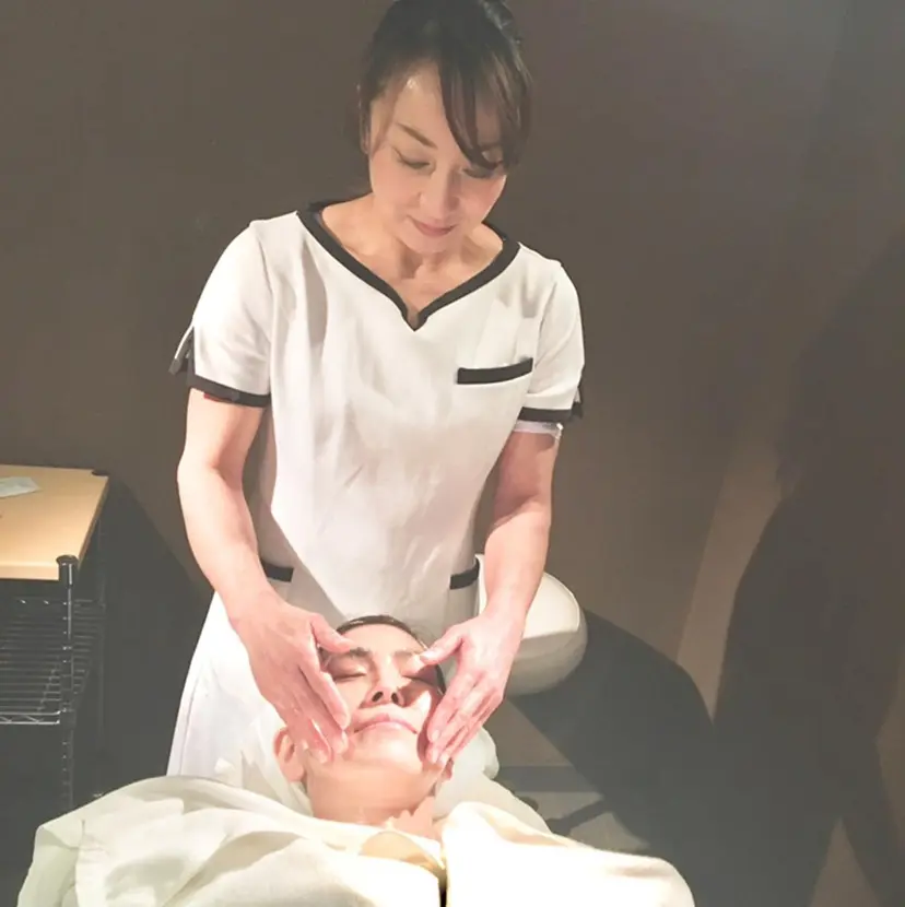 ナリス　デアイム西宮 辻　江梨那の掲載