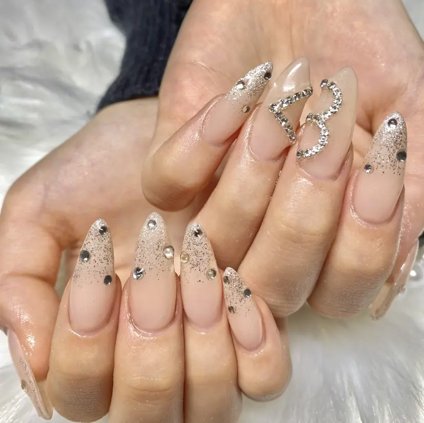 橋本 里香の掲載