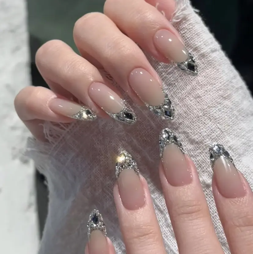 Nail Studioの掲載