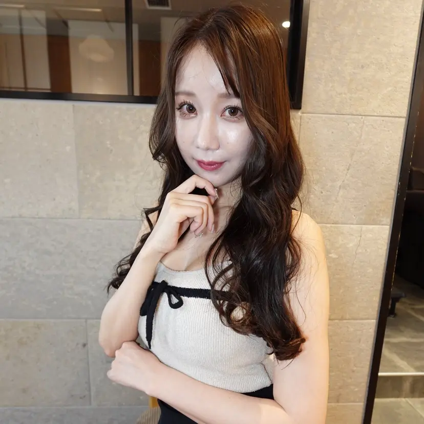 Joule銀座 石山あやの掲載