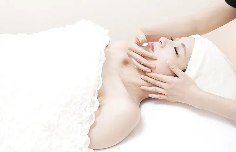 サロンドフルベール 名古屋一色店の掲載