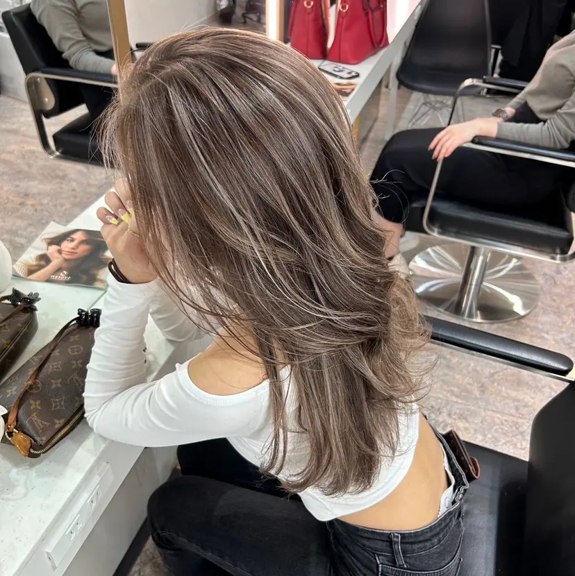 ハイライト白髪ぼかし 暖色ゆうき渋谷の掲載