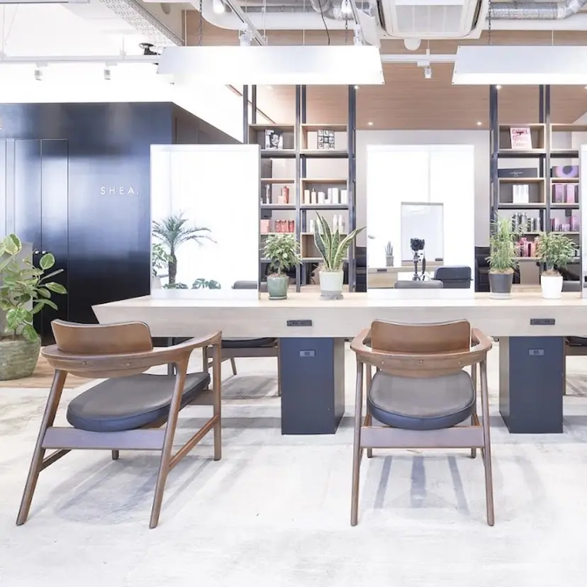 表参道SHEA Am i／レイヤーカットの掲載