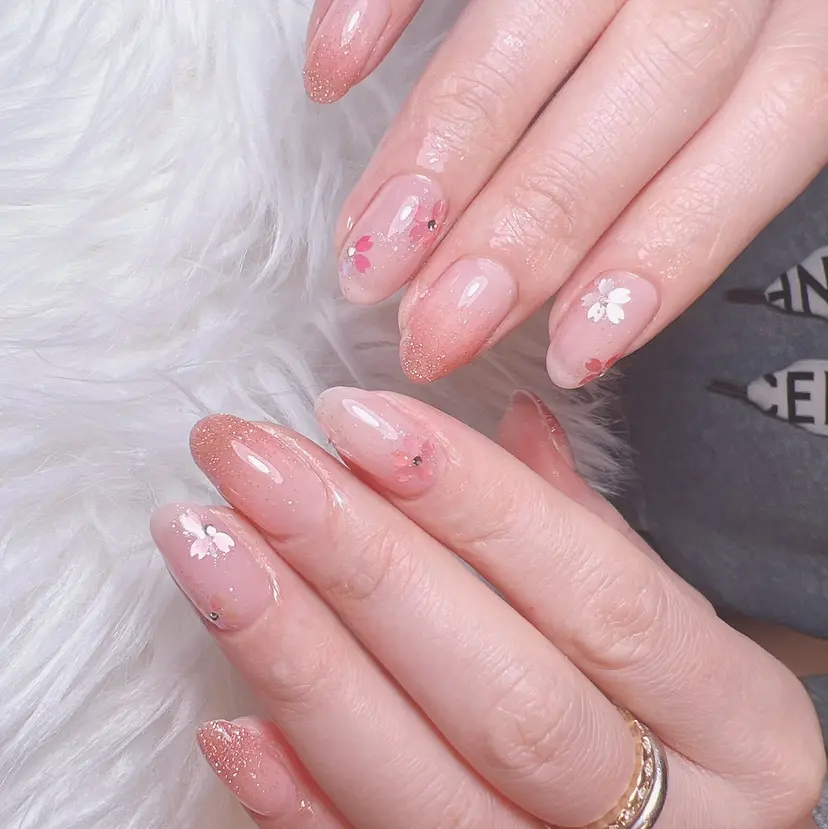 ユミ ネイルサロンの掲載