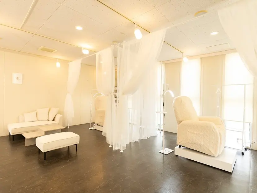 Cher《シェール》 しおりの掲載