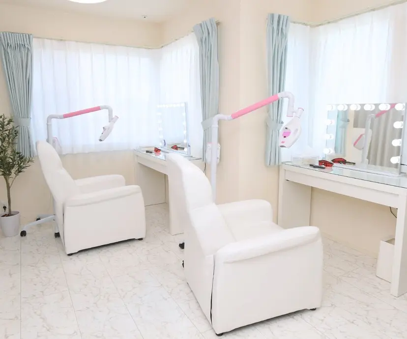 akari 脱毛・ セルフホワイトニングの掲載