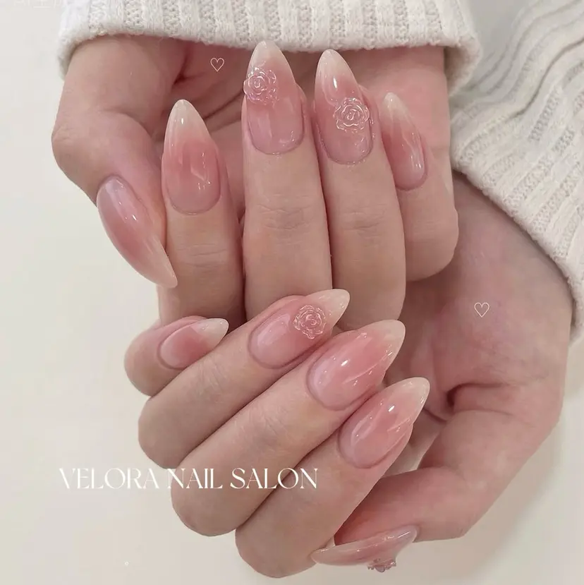 VELORA NAILの掲載