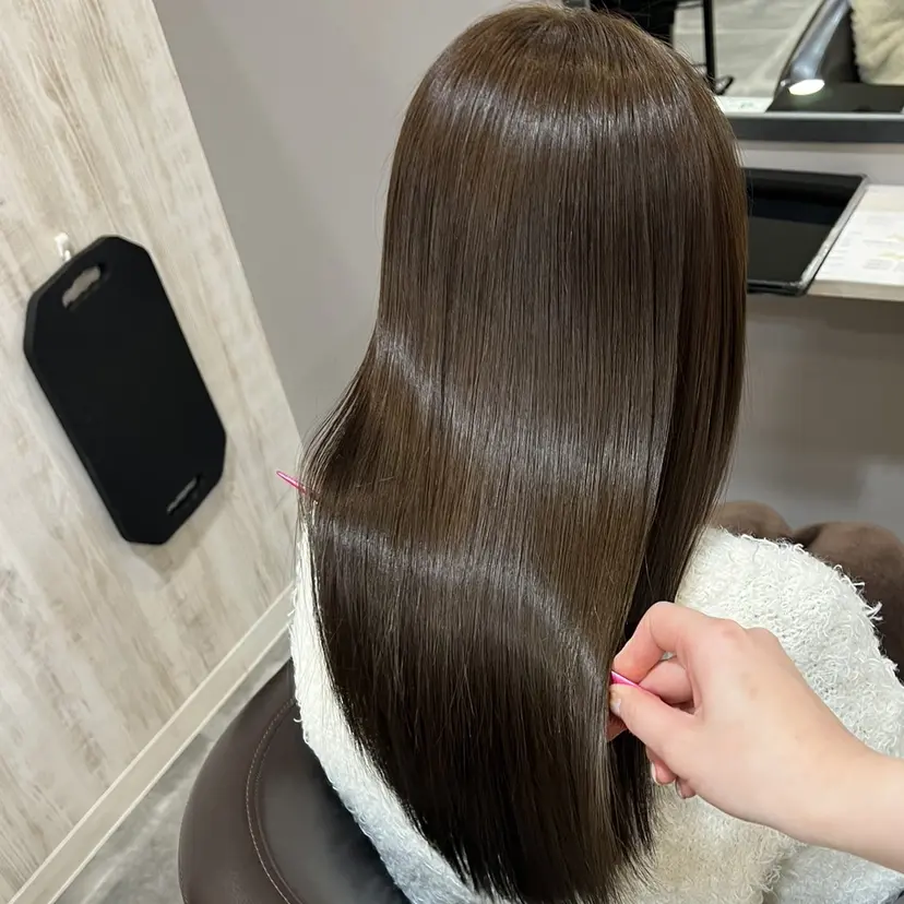 まとまるツヤ髪カット ┆Naruの掲載