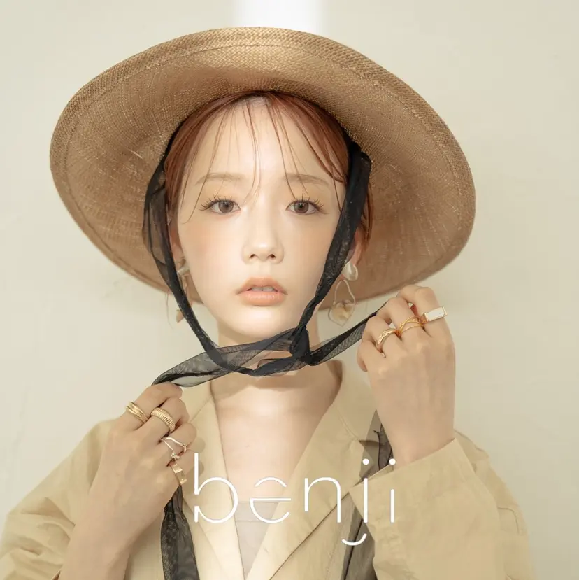 丸(マル) ／ショートボブの掲載