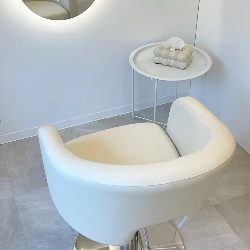 ヘアメイク new meの掲載