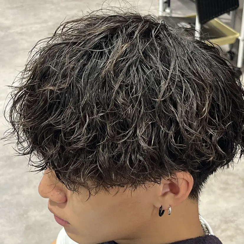 ブリーチ1000円！ メンズ特化板倉高史郎の掲載