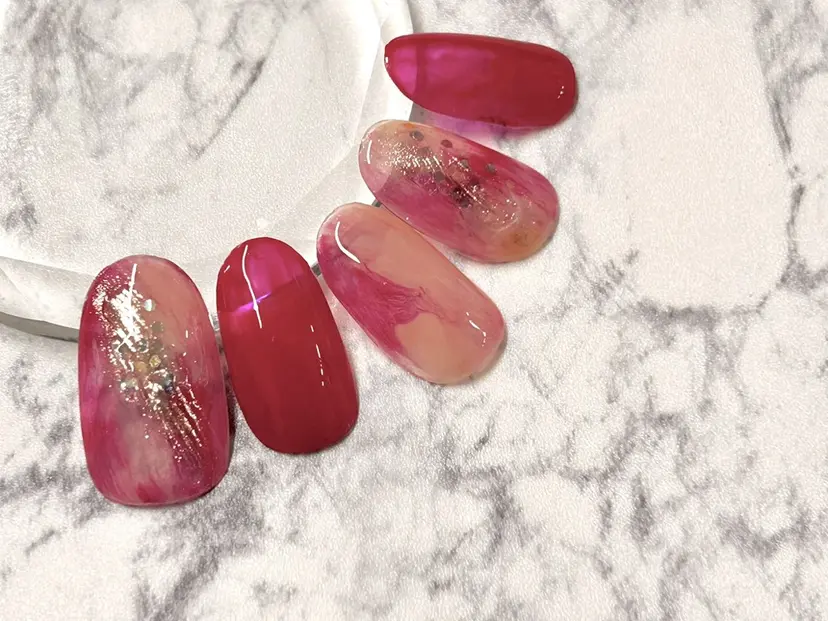 杉山 ネイリストの掲載