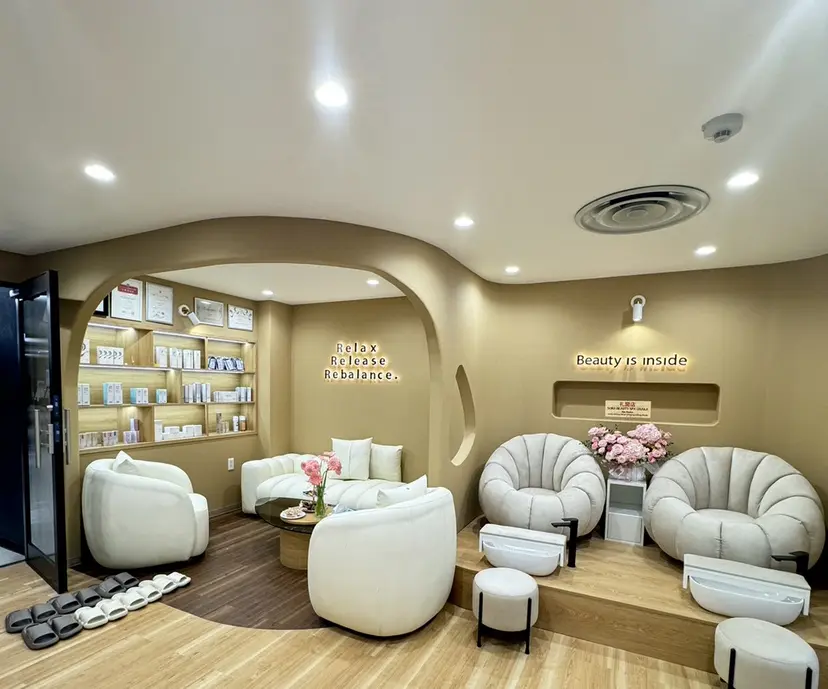 トゥー ヒエンの掲載