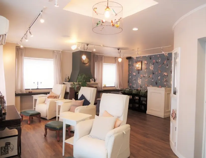 ネイルサロン エルザの掲載