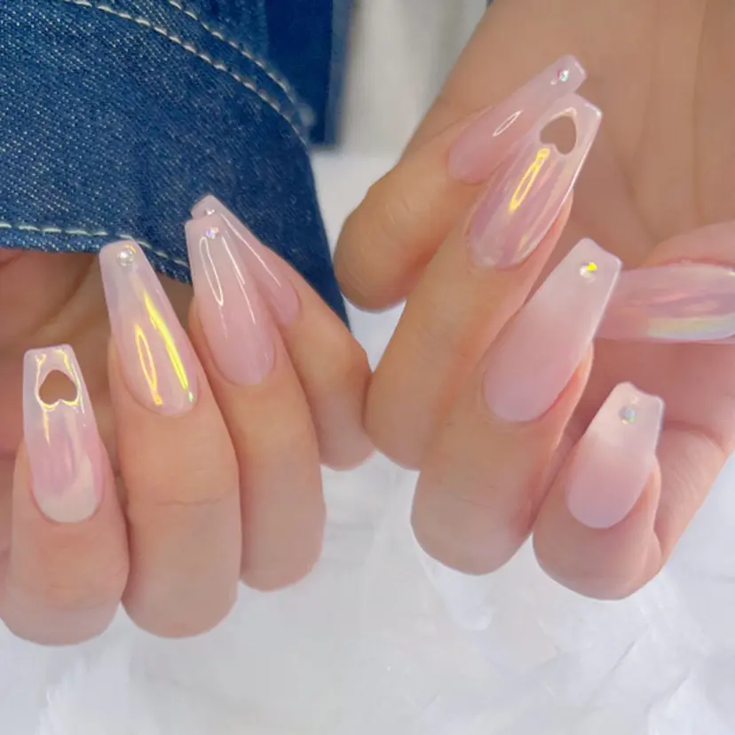 イシヅカ /relownailの掲載