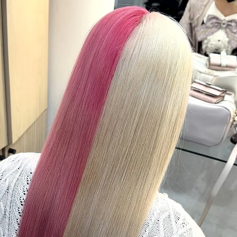 レイヤーカット/ 縮毛矯正/海音の掲載