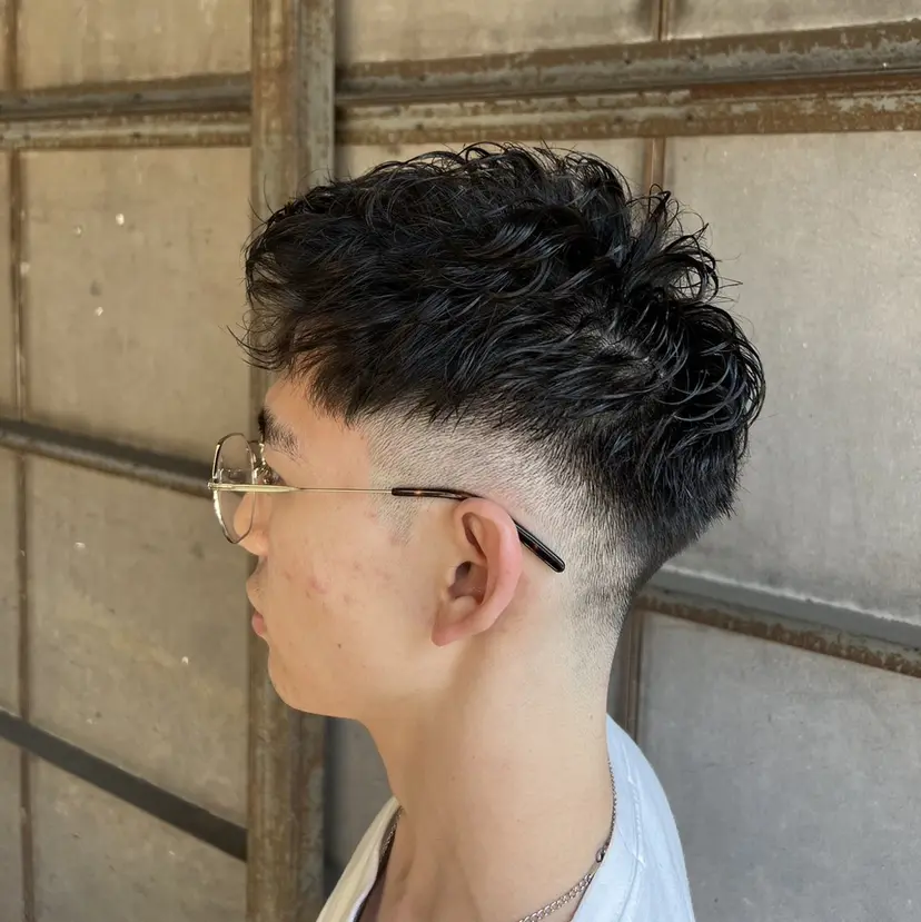 ⭐️ハイトーンカラー ⭐️メンズパーマ達成の掲載