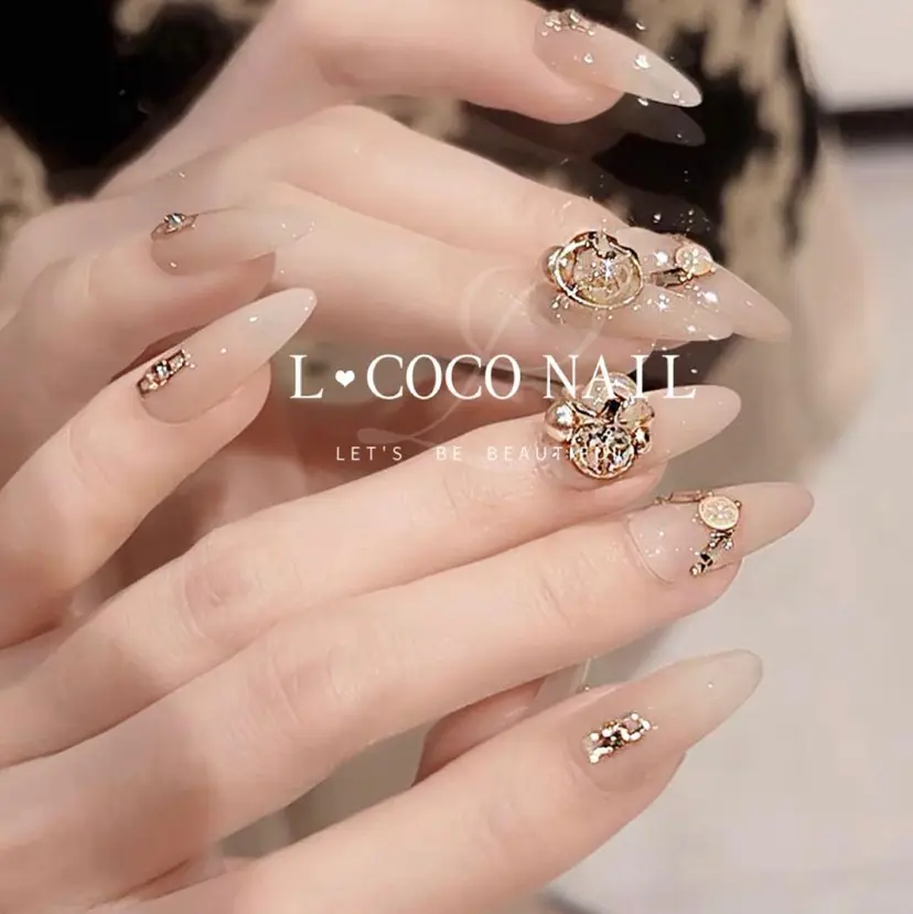 L♡ COCO  nailの掲載