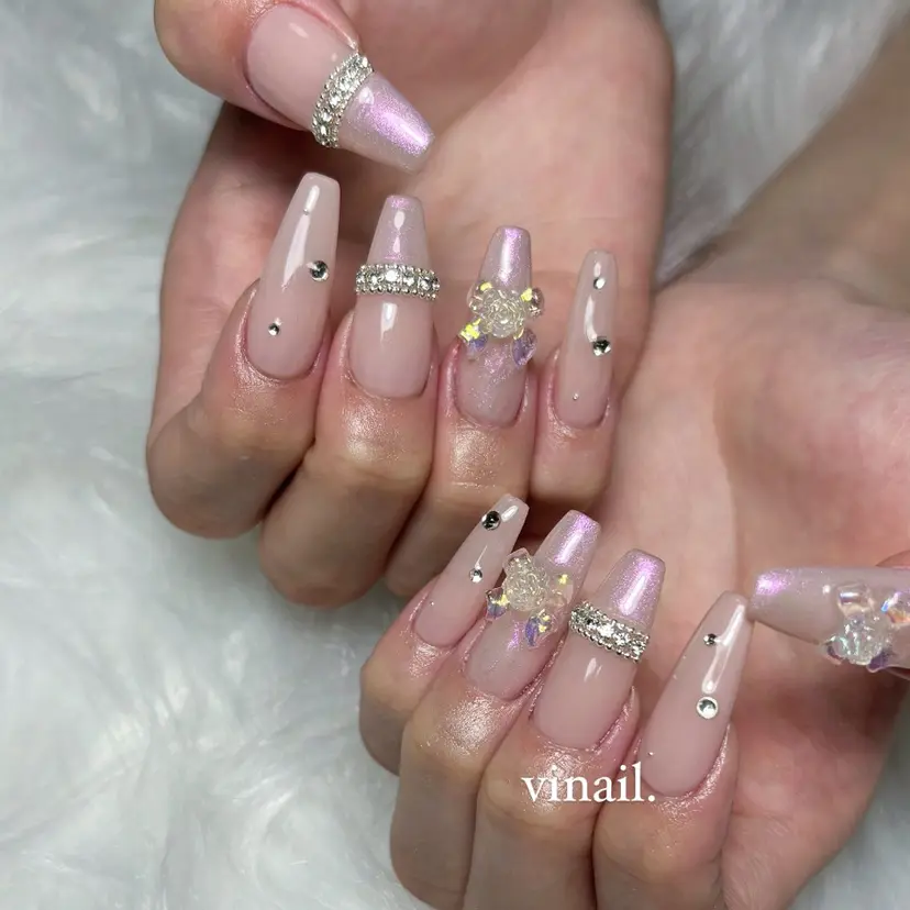 Vinail. ビネルの掲載