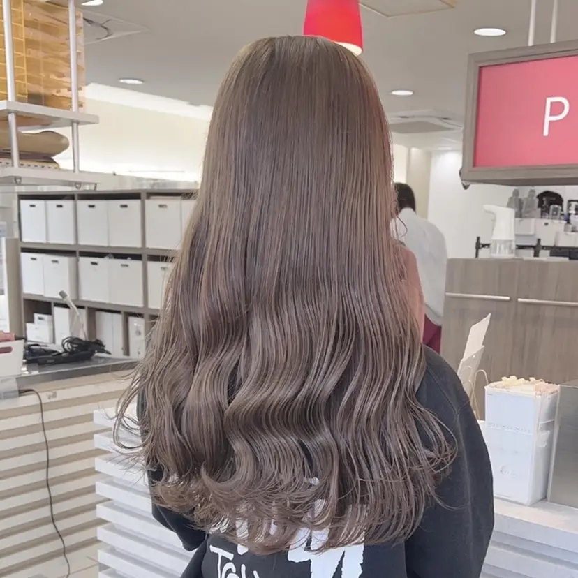 暗髪つや髪💫 岡本彩花の掲載