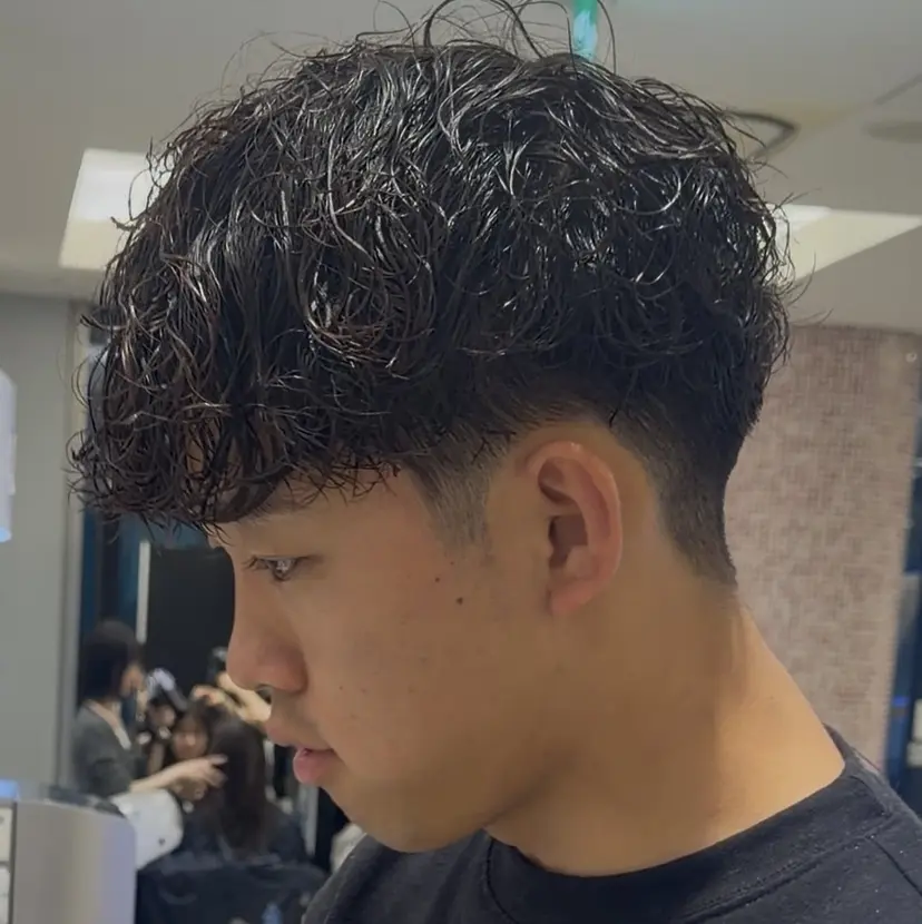 🎸🎶シャドウ パーマ🎶🎸Renの掲載