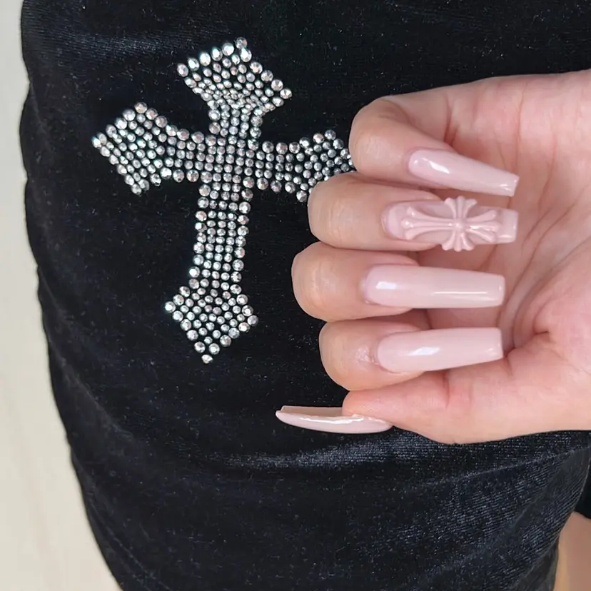 IROHA NAIL 愛音の掲載