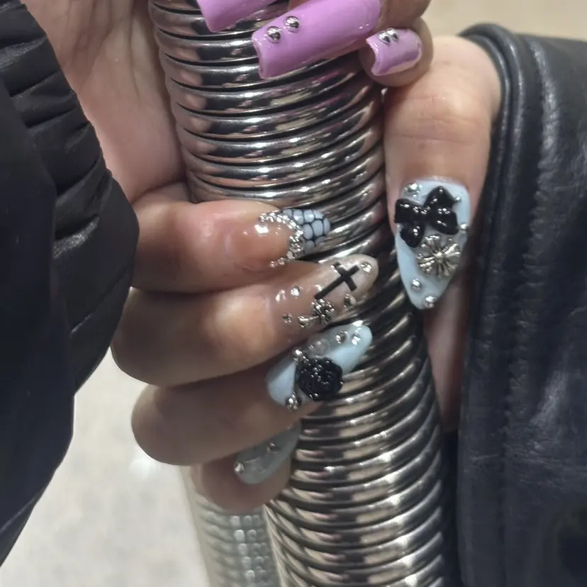 🐬Cxxu° Nail✝️の掲載