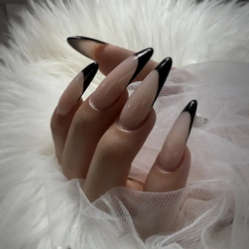 fox. nail_erikaの掲載