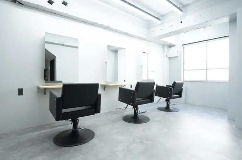 社会人向けパーマ 北千住No.1林和輝の掲載