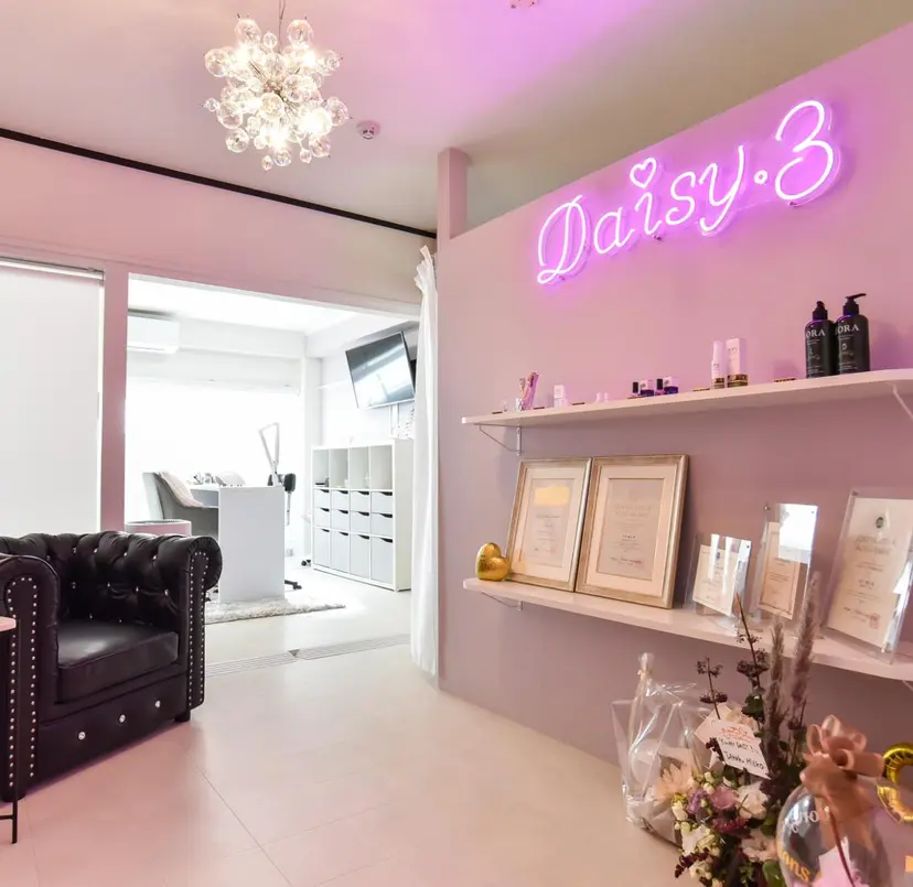 🌙南流山ネイル DAISY.3🦄の掲載