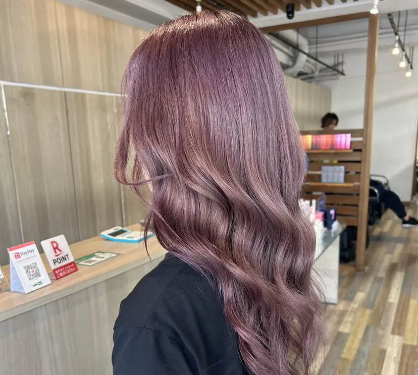 志賀 輝/ハイライト /縮毛矯正/髪質改善の掲載