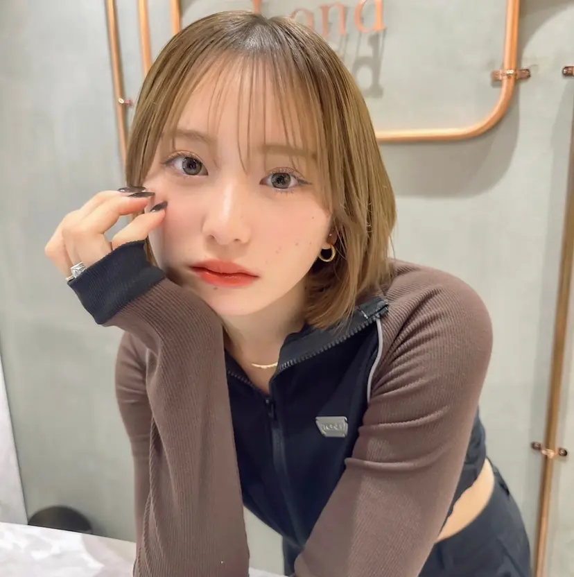 レイヤー＆カラー 人気美容師倉崎涼の掲載