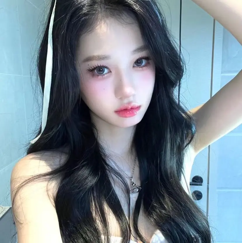 にこ🐻❄️🫧 透明感カラー🤍の掲載