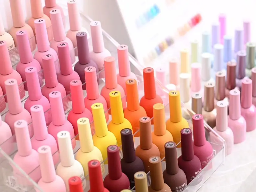 WHITE NAIL 大島の掲載