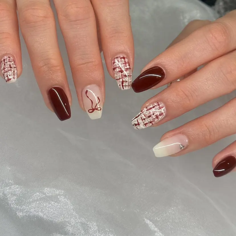 LAVISH kokonaの掲載