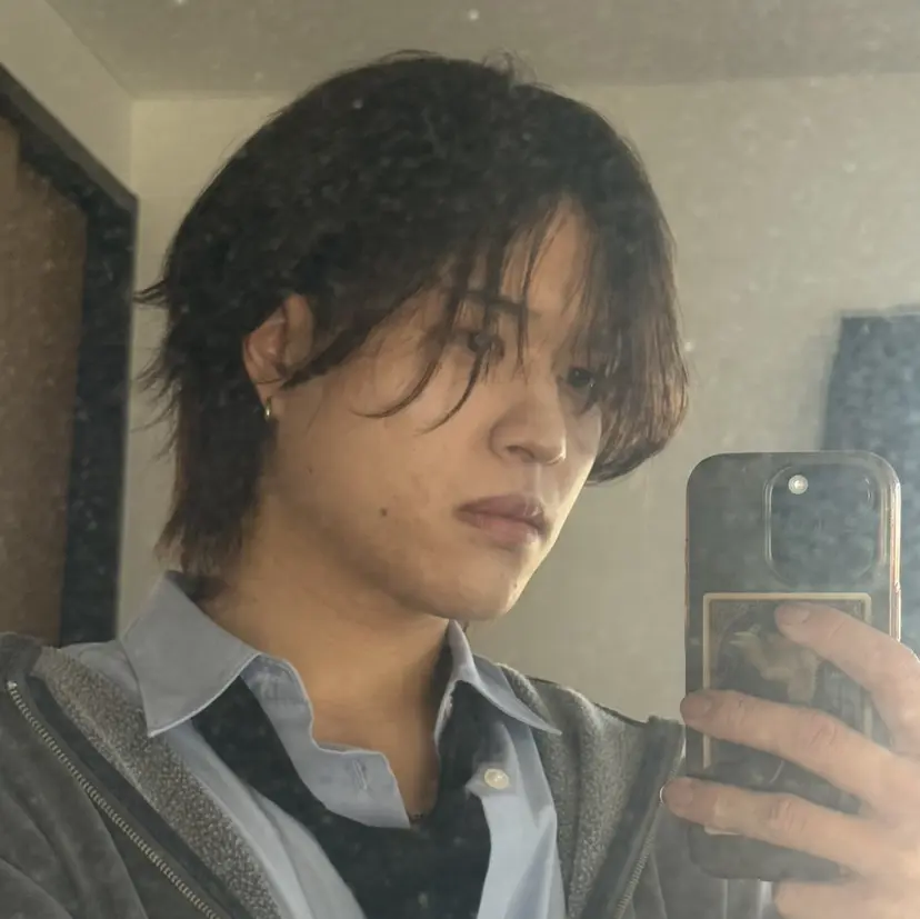 センターパート/眉毛 メンズカットNEXTの掲載