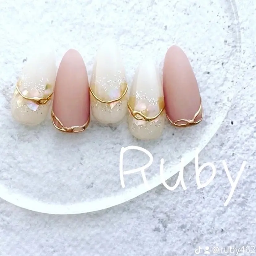 saron  Rubyの掲載