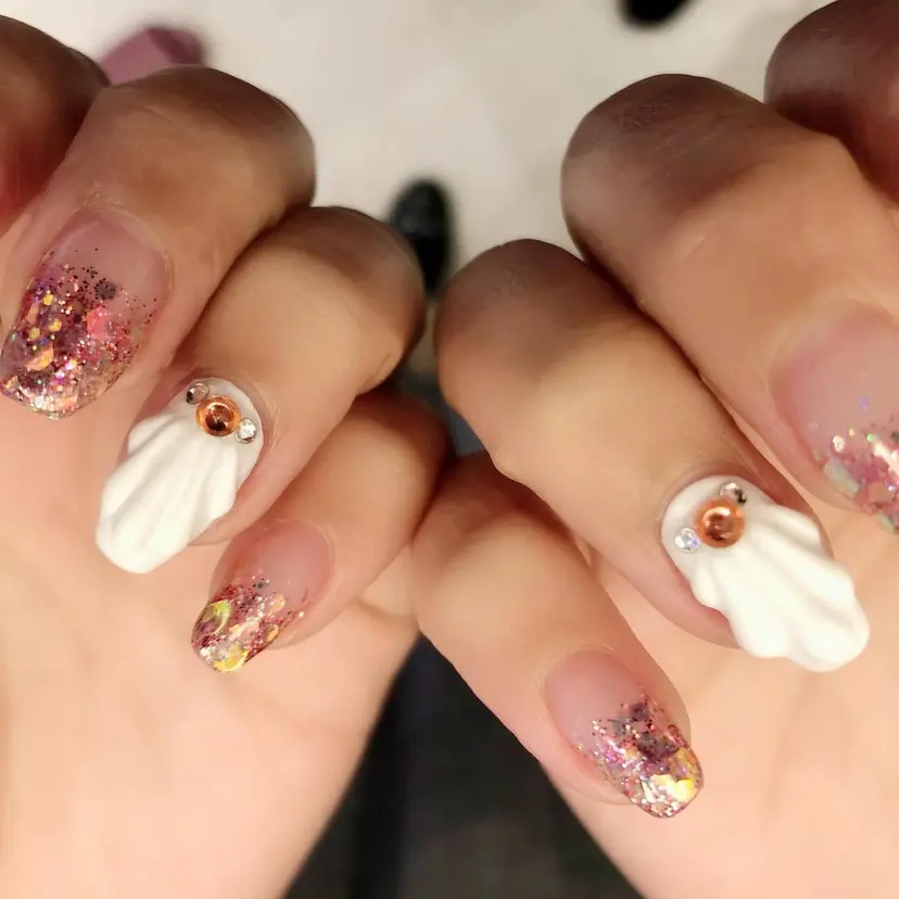 西谷 （ネイリスト）の掲載