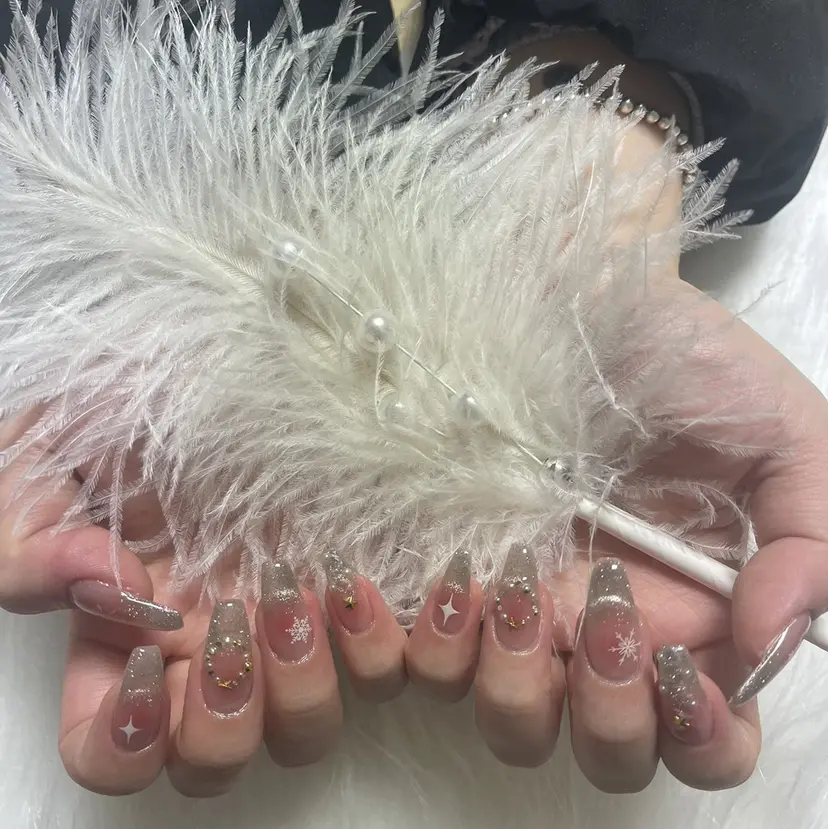 ネイリスト あずさの掲載