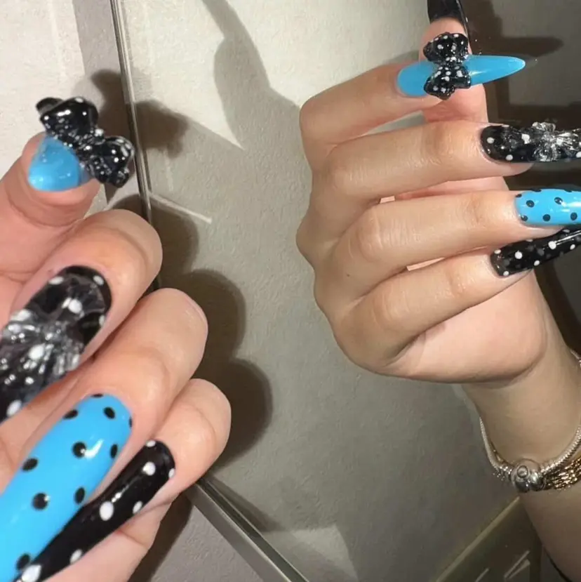 🐬Cxxu° Nail✝️の掲載