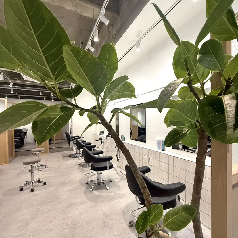 カラー/髪質改善 レイヤー/vagueの掲載