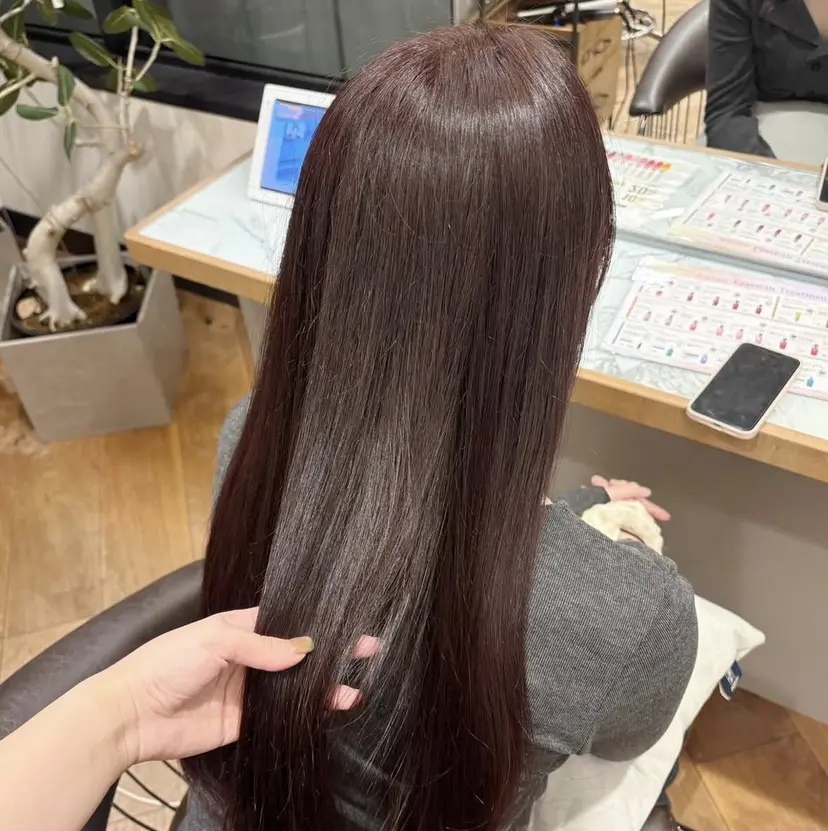 ほのか/梅田美容室/ 透明感/カラーモデルの掲載